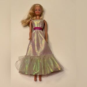 vintage 1983 Crystal Barbie.
